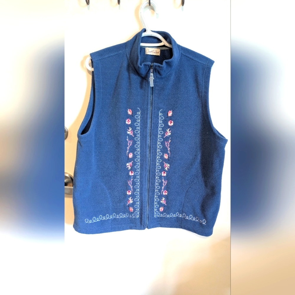 Blue Vintage Embroidered Women's Vest Carroll Reed